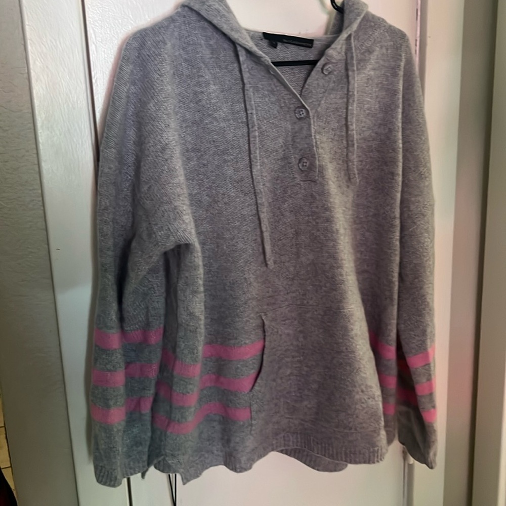 360 Cashmere hoodie sweater in grey size Large